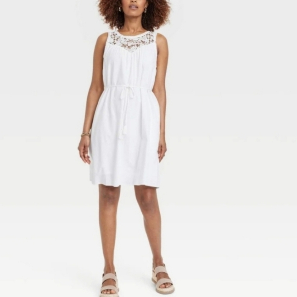 5/$25 Knox Rose Sleeveless Lace Drawstring Waist Dress